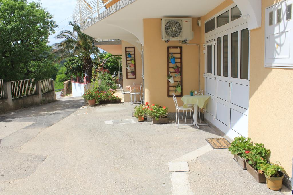 Rooms & Studio Bellina Skradin Esterno foto