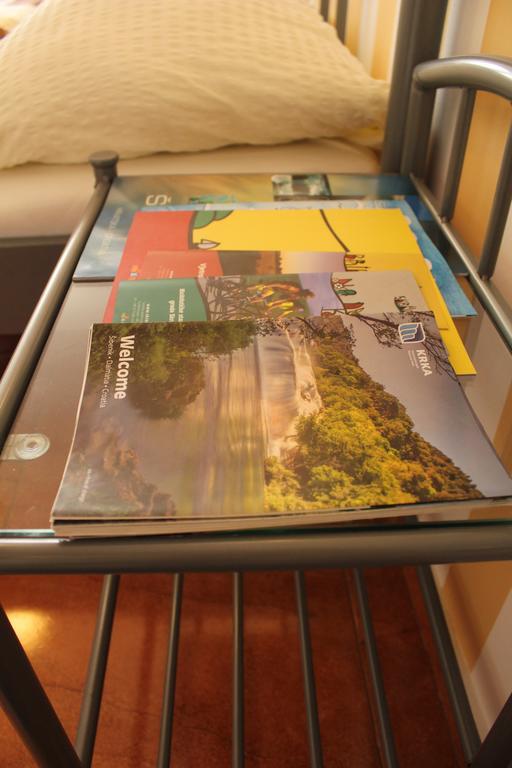 Rooms & Studio Bellina Skradin Esterno foto